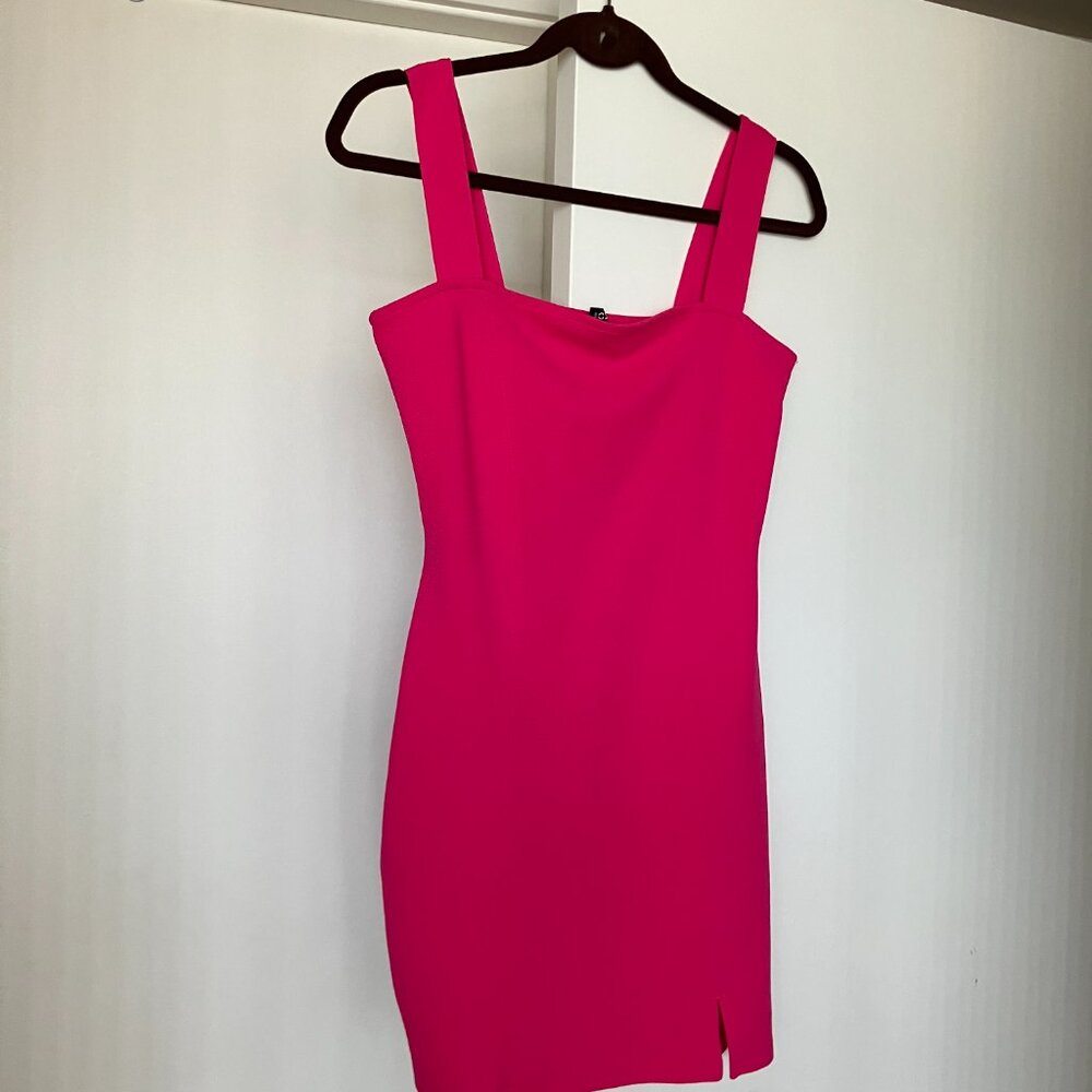 H&M DIVIDED dress Size M.
